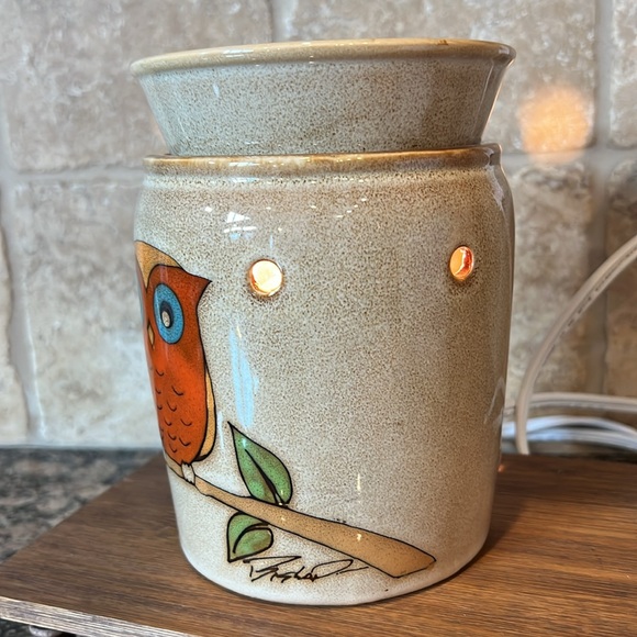 Scentsy Deluxe Warmer Owlet - Picture 4 of 8